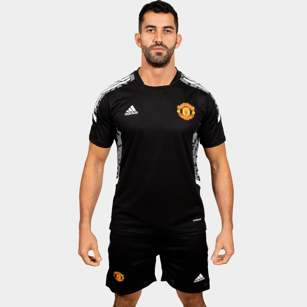 Manchester United  21/22 Men Blacktraining Set